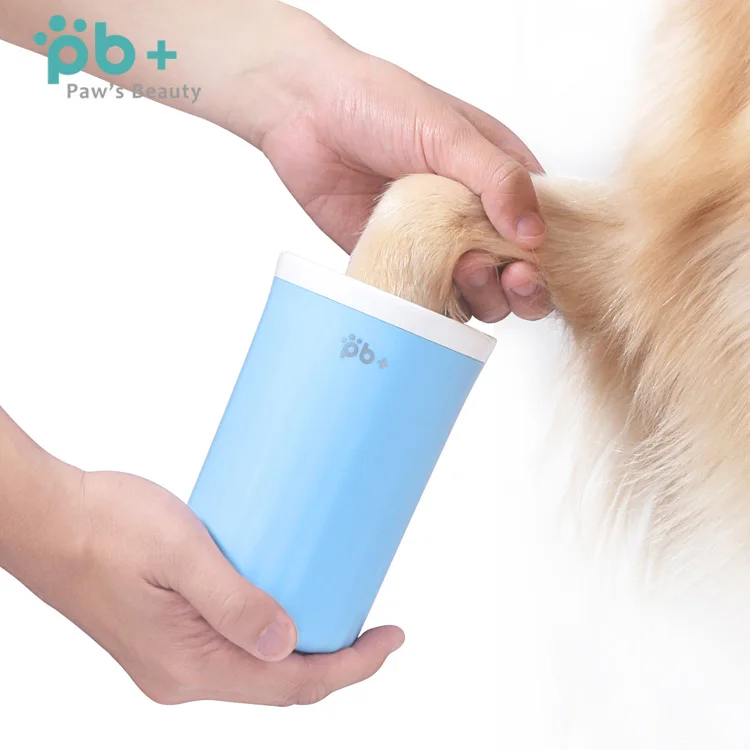 
2019 high quality plunger pet dog foot paw cleaner cup 