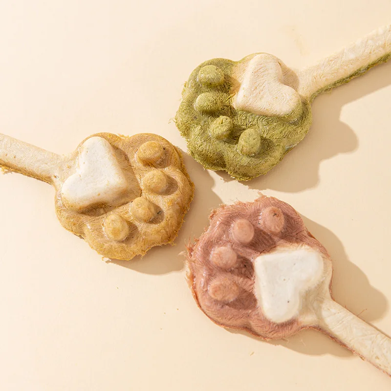 Wholesale Pet Freeze-Dried Cute Cat Paw Lollipops Snacks Pet Treats for Dogs Cats