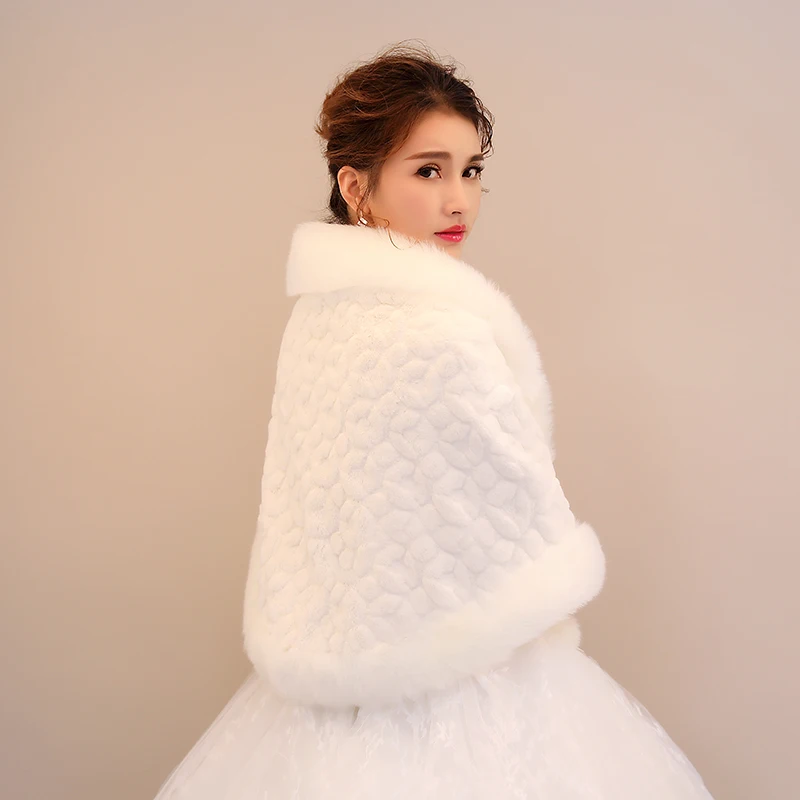 
Wholesale winter hot wedding accessories new circle fur collar shawl faux rabbit fur bride shawl 