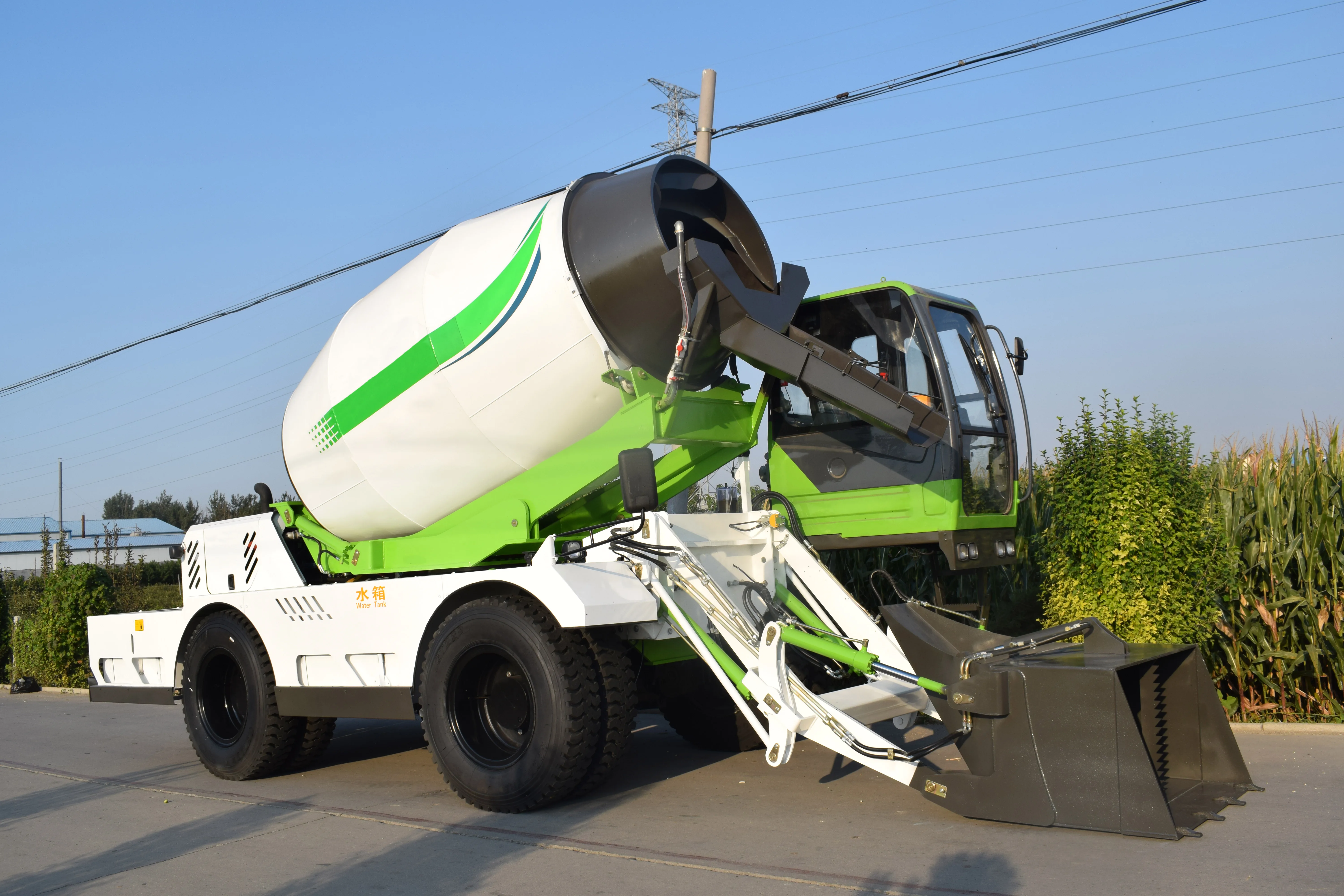 TOP factory HUAYA 3.5 cbm 4 cbm 6.5 cbm Self Loading Concrete Mixer  with EPA/Euro5
