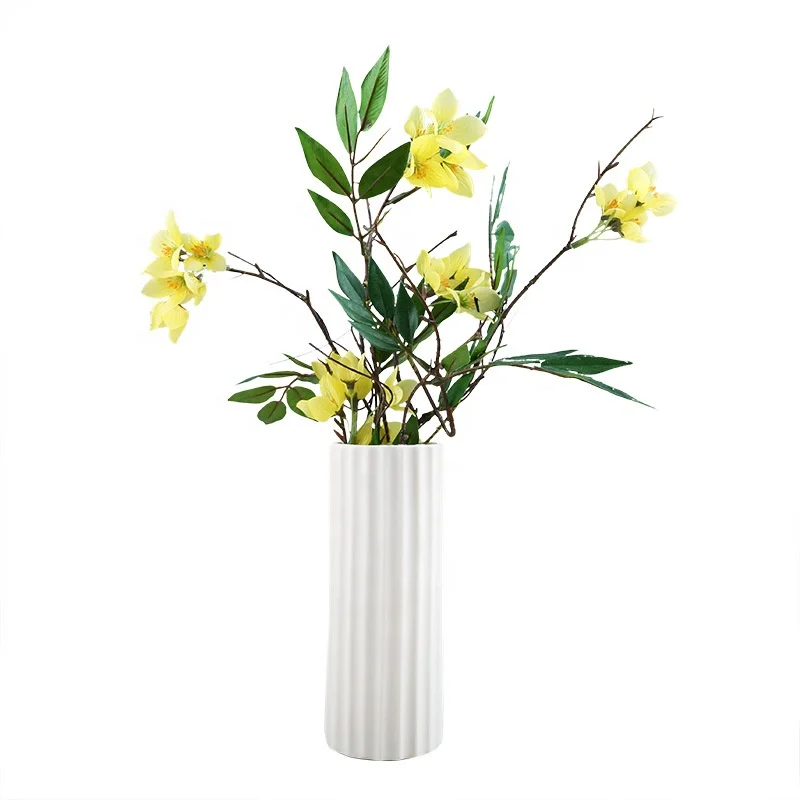 Origin supply of simple modern porcelain dry flower arrangement piece hydroponic small flower creative crafts white ceramic vase