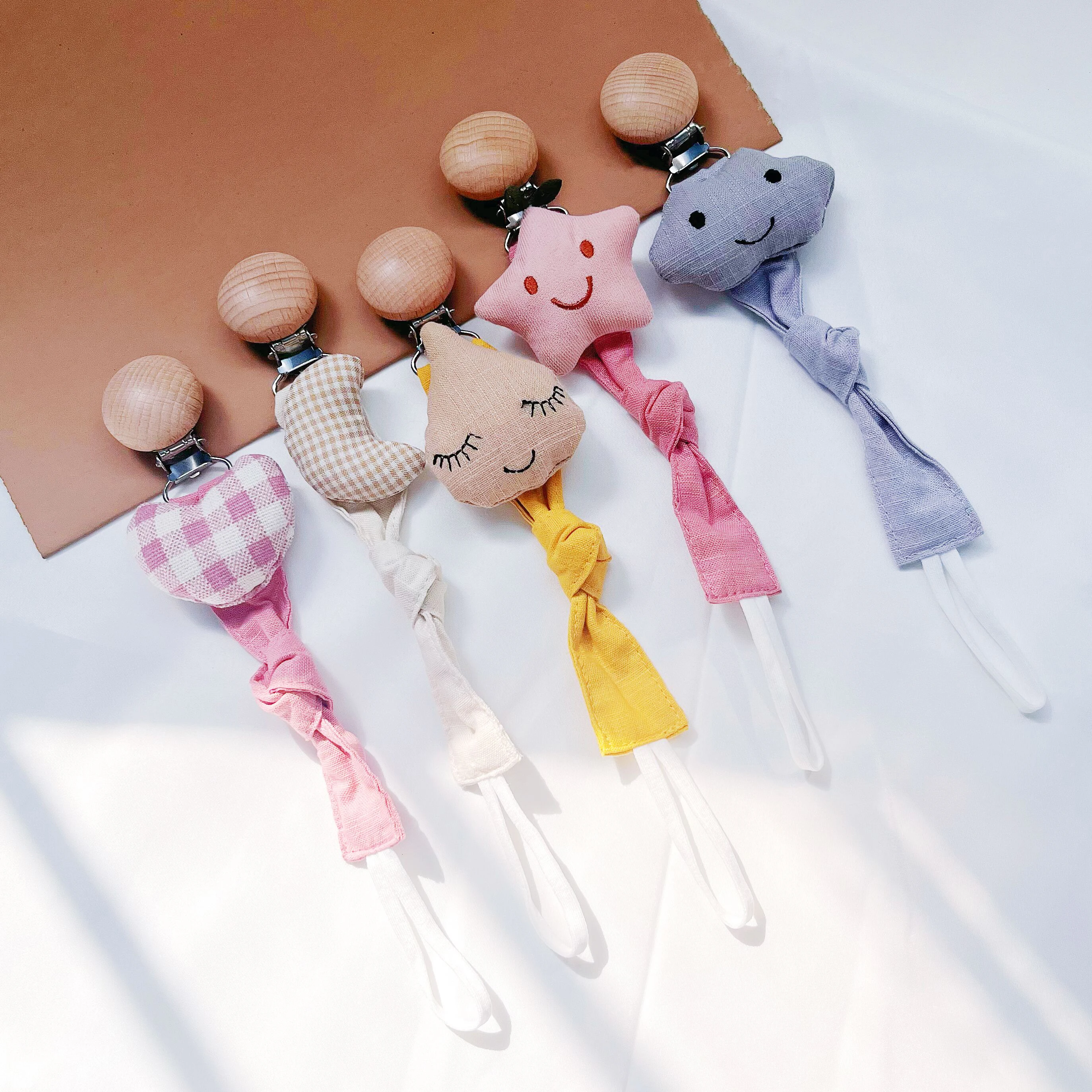 NEW Factory Custom Eco Friendly Cotton Toddler Teething Cleaning Baby pacifier Holder