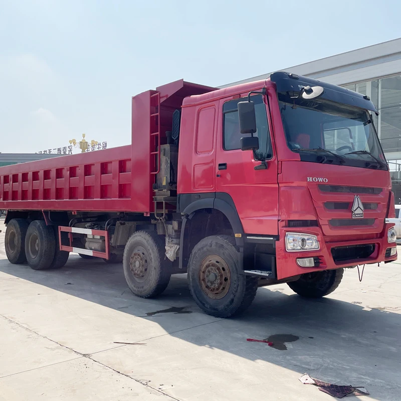 Б/у Sinotruk HOWO 8x4 красный самосвал 12-колесный грузовой автомобиль