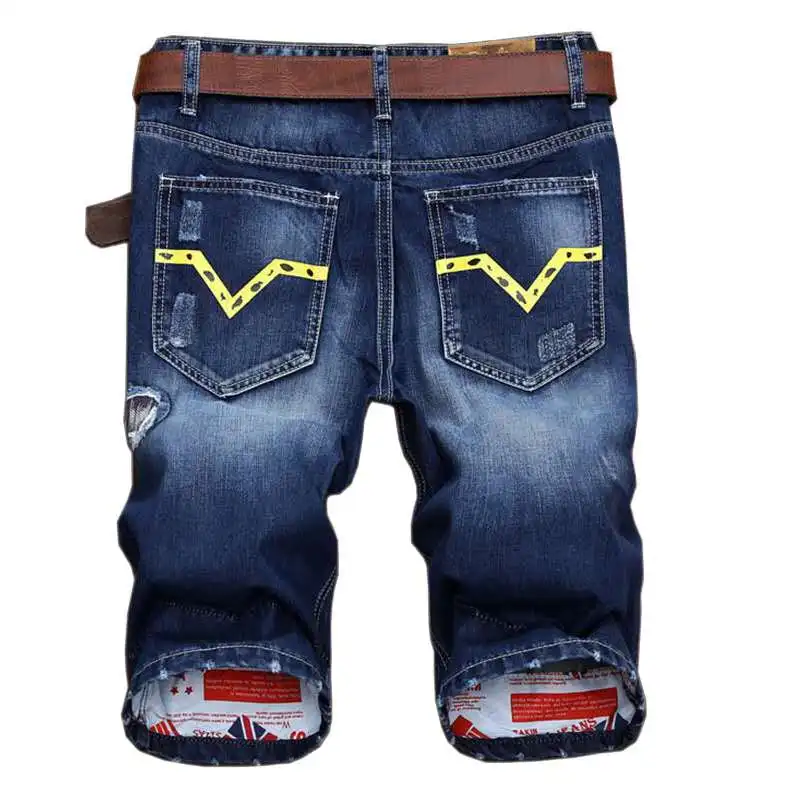 
2021 High quality summer denim ripped shorts male jeans men short pants Young jeans fit breathable five trousers 