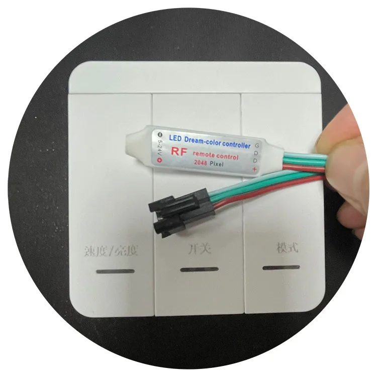 Whole Sale 12V 24V Wireless Led Strips Controller 3-key Running Water Flowing Strip Switch Remote Control