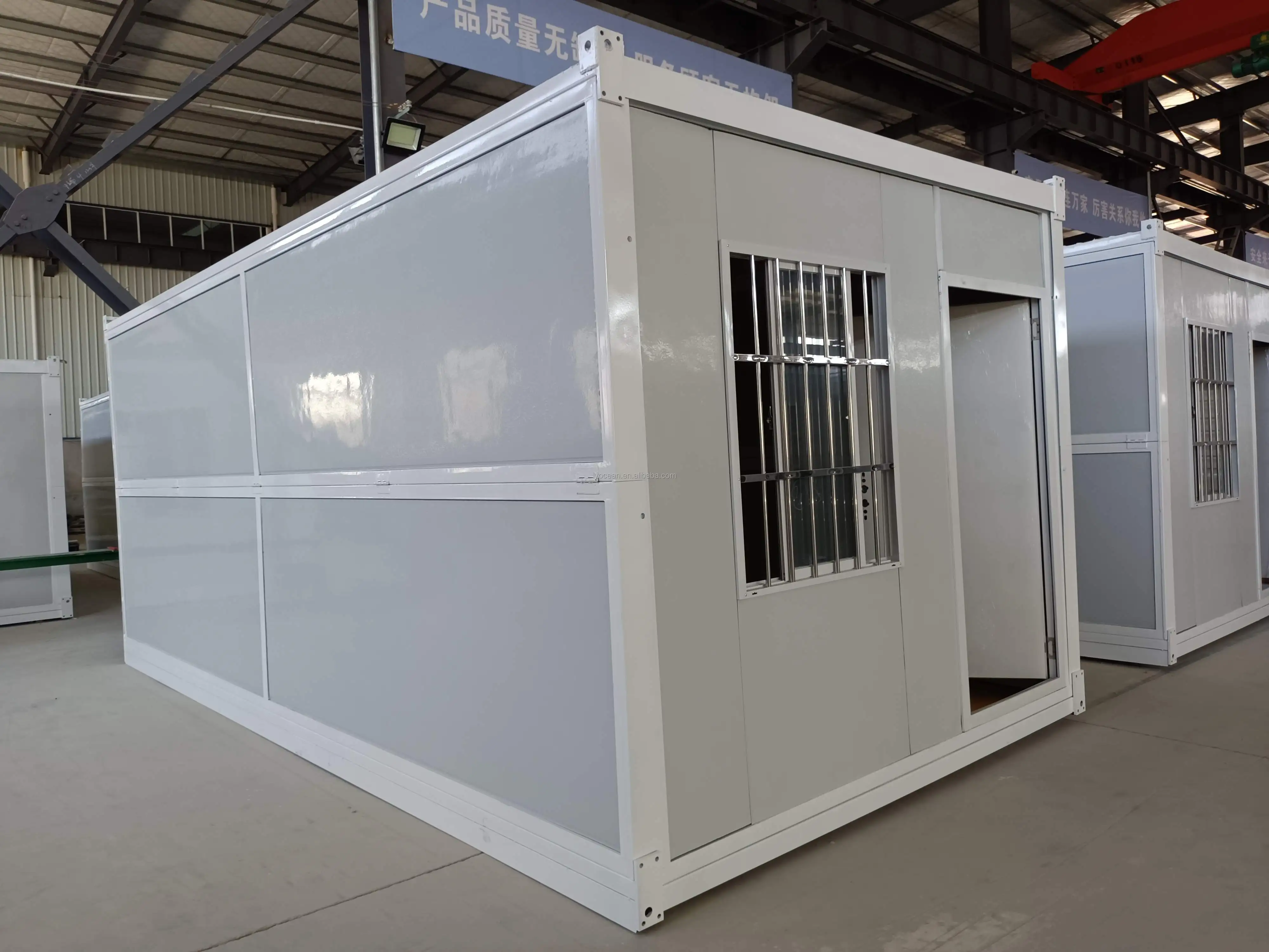 20ft 40 High Cube Ready Made Prefab Foldable Luxury Container House Prefabricated Modular Home Folding Container house