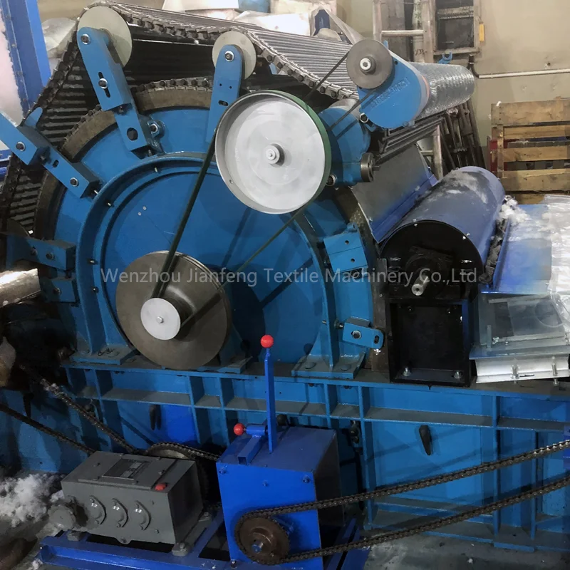 Absorbent cotton roll machine for makeup