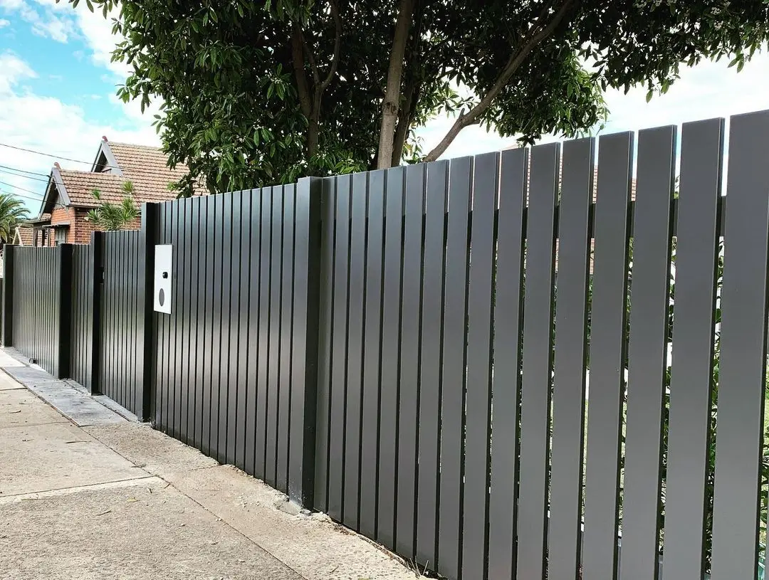 Popular Design Powder Coated Home Garden Aluminum Welded Vertical Slat Blade Fence for Australia Market
