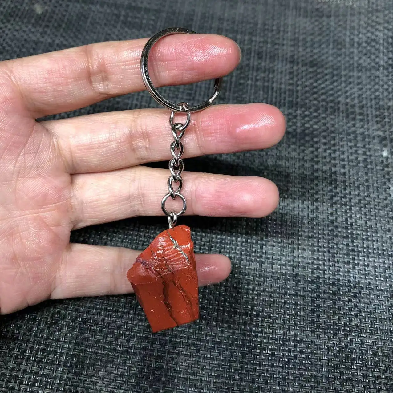 New Arrivals Natural Crystals Healing Stones Rough Rose Quartz Keychain Raw Stone Key Chains