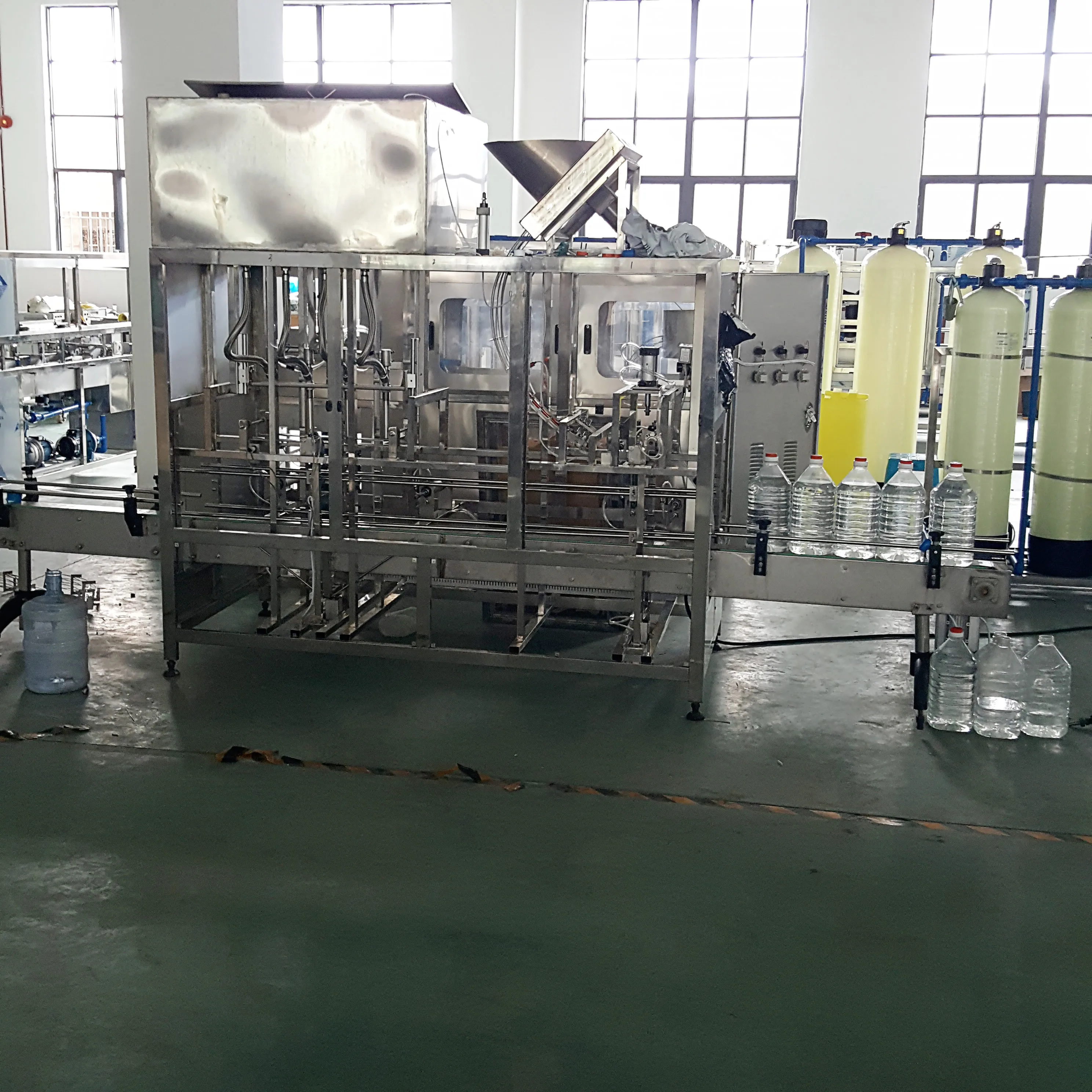 Automatic mineral water bottled water filling machine and capping machine products
