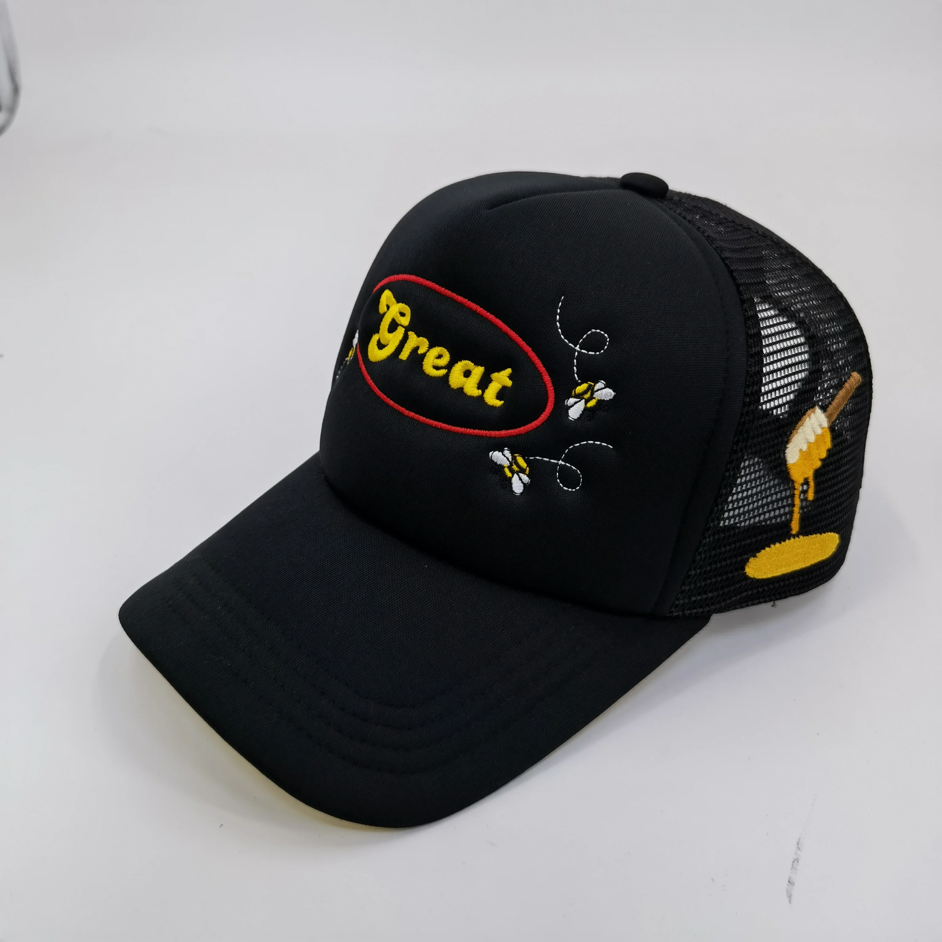 5-Panel Black Bee Baseball Caps Cute Bee Cool Dad Hats Custom Embroidered Logo Mesh Trucker Hat Caps