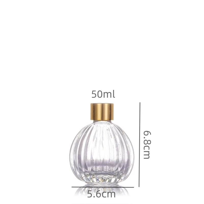 Creative model Transparent Glass empty aromatherapy bottle Reed Diffuser Bottle with Lid Hedgehog shape