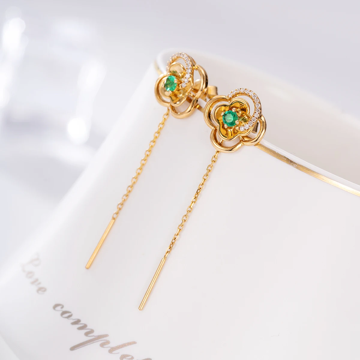 Luxury Elegant Natural Emerald White Diamond Real 18k Gold Jewelry Earrings