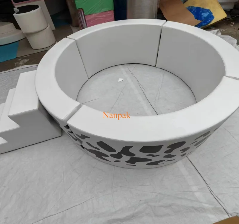 Buy commercial  indoor outdoor foam ball pit white kid birthday 4ft 5ft 6ft round ball pit rental soft play ball pit with slide