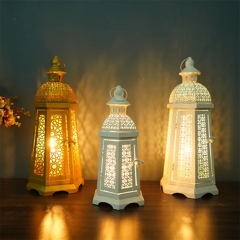 New Arrival Hollowed Out Ramadan Festival Eid Mubarak Iron Candle Holder Home Decoration Candle Lantern
