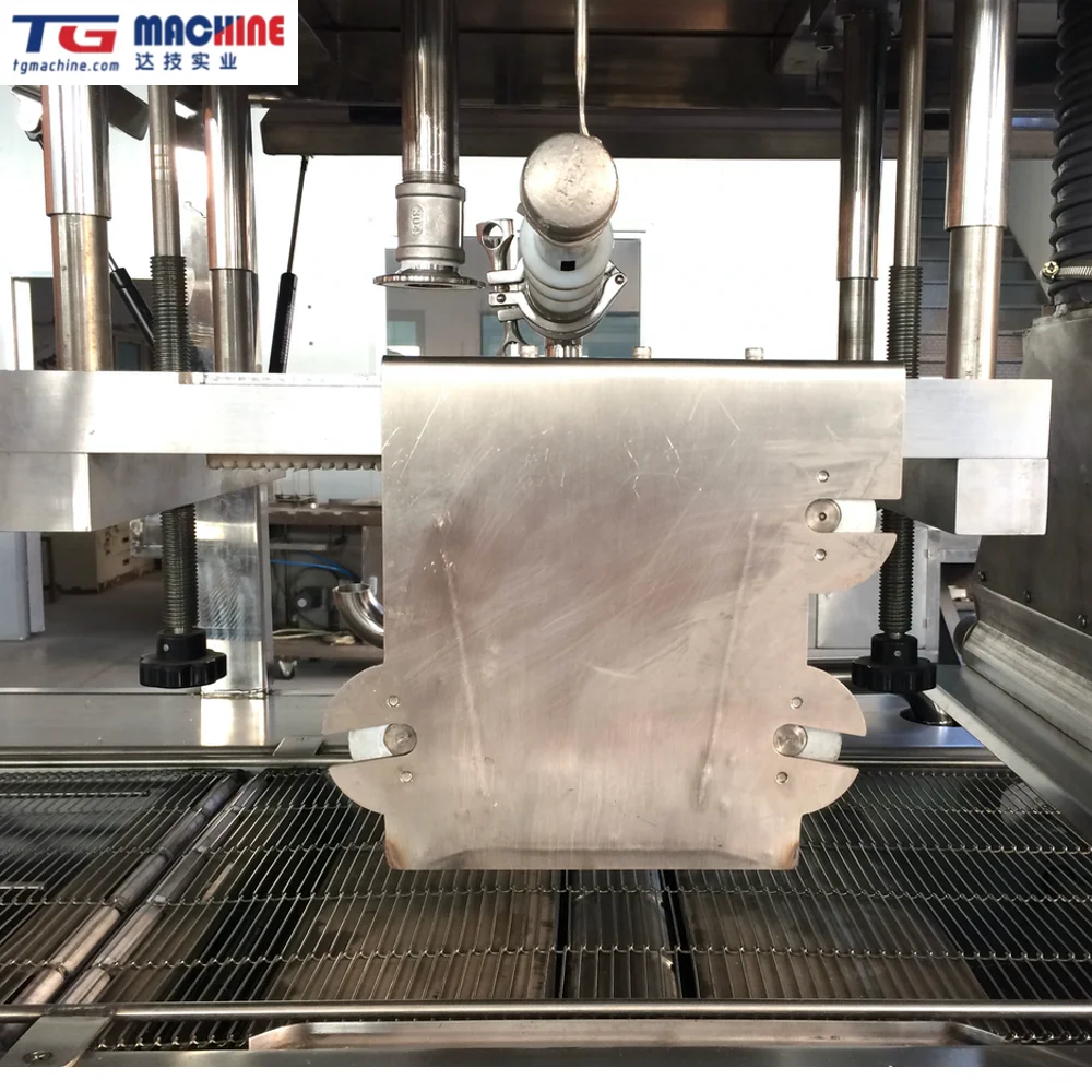 China Chocolate enrober machine production line /chocolate coating machine