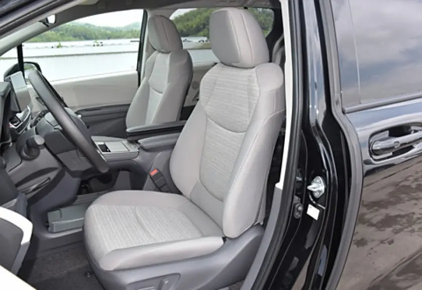 2024 Toyota Sienna 2.5L Hybrid MPV Car Comfort Version Leather Seats Rear Automatic Gearbox R18 Available Petrol Electric Gas