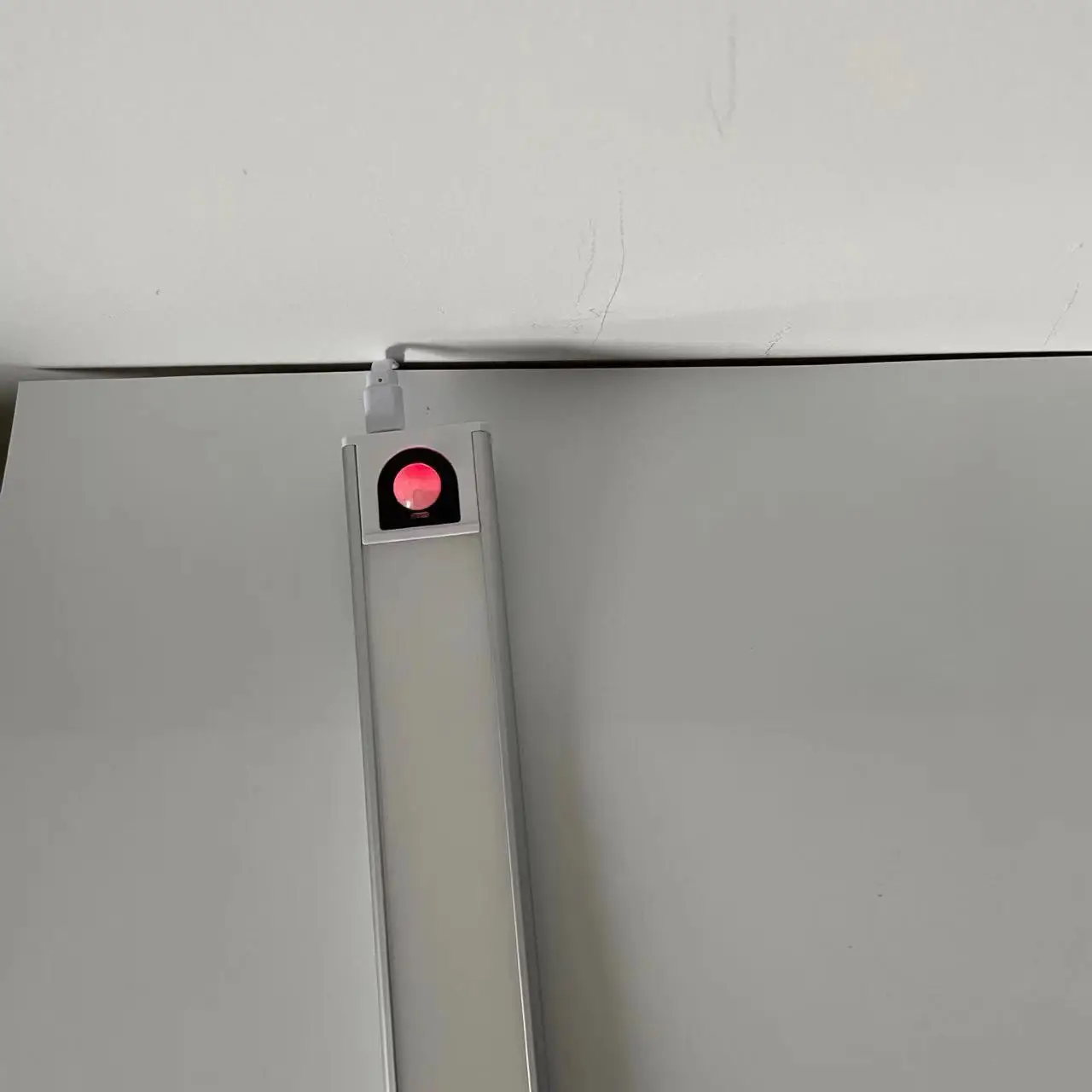 Intelligent sensor closet strip light Indoor USB rechargeable wireless stair night led motion Sensor Light