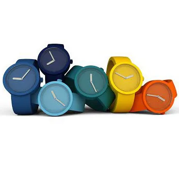 Customized sports watch with silicone integrated strap candy color quartz movement simple style watch LOGO can be printed