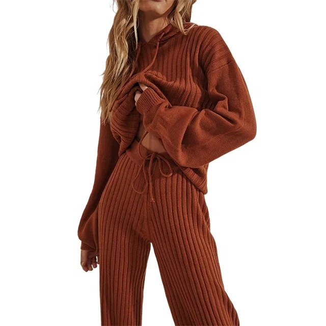 Custom fall fashion hoodieo 2 piece knitted tracksuit set solid color knitting rib pants and hoodies pullover women sweater set
