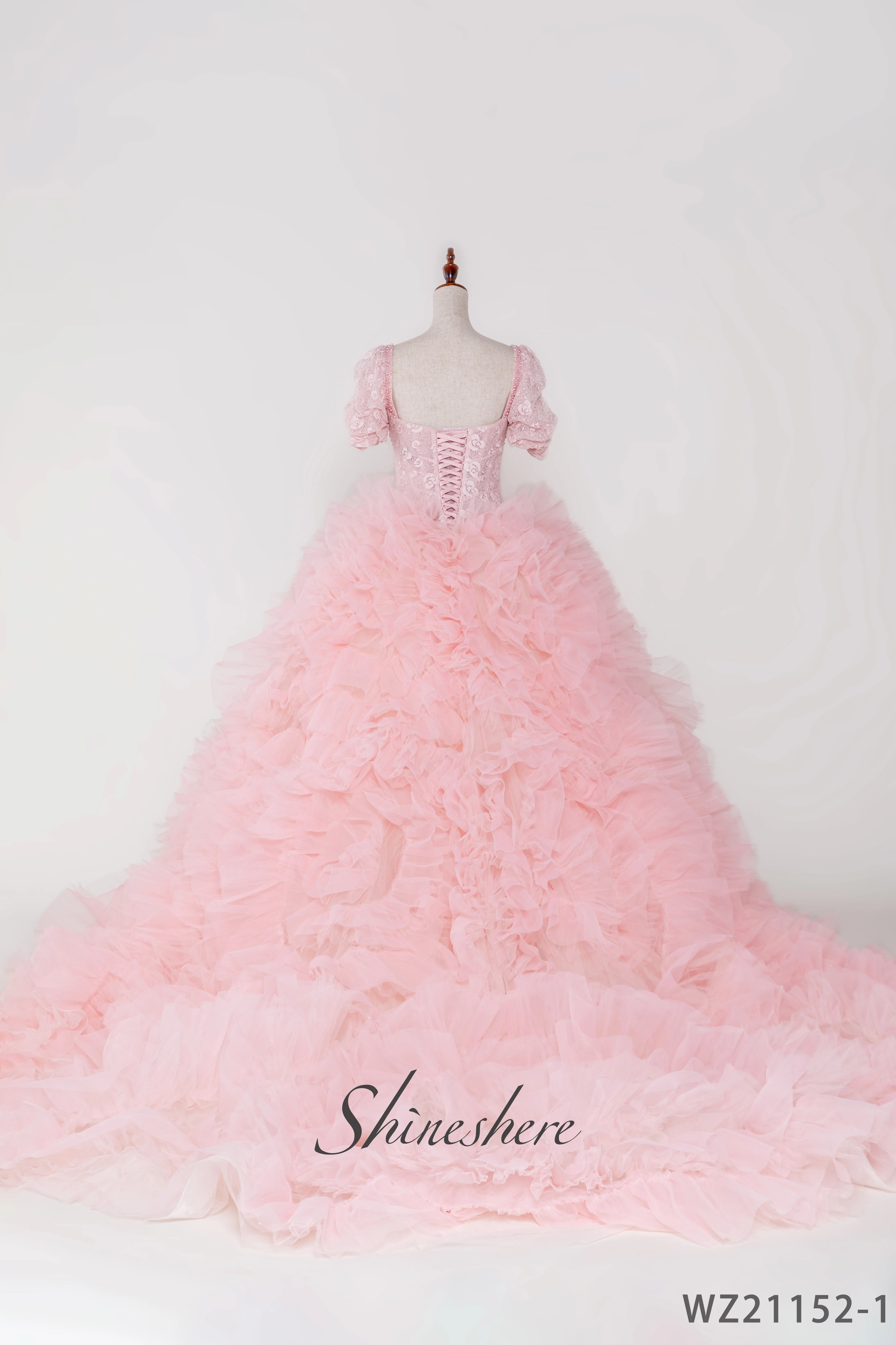 Beautiful pink sweetheart neckline pearls  short sleeves pleated lace bodice  ruffles skirt ball gown evening dress girl dress