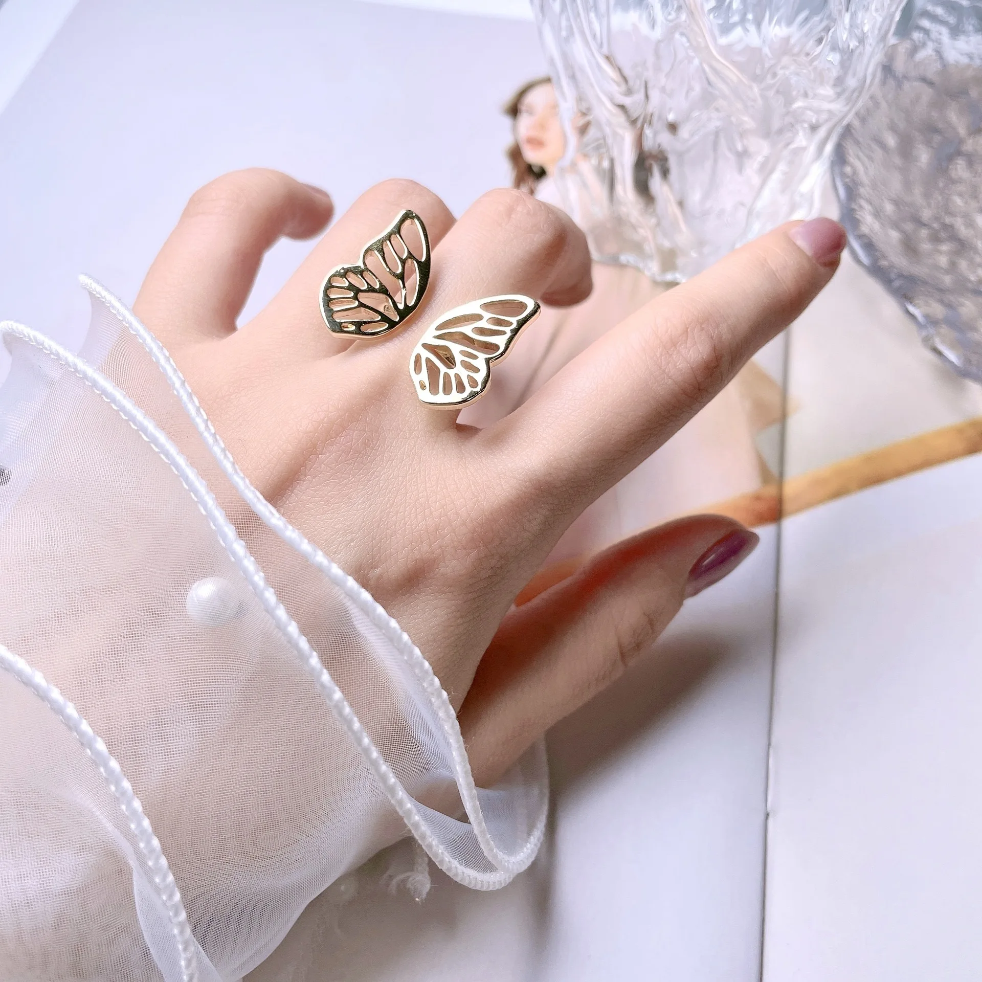 18k gold plated hollow big butterfly adjustable open  rings  jelewry