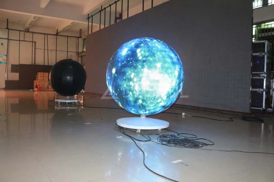 P2.5 Programmable Flexible Led Display High Quality Mini Slim Indoor Screen Dimension: Customized Full Color Warranty: 3 Years