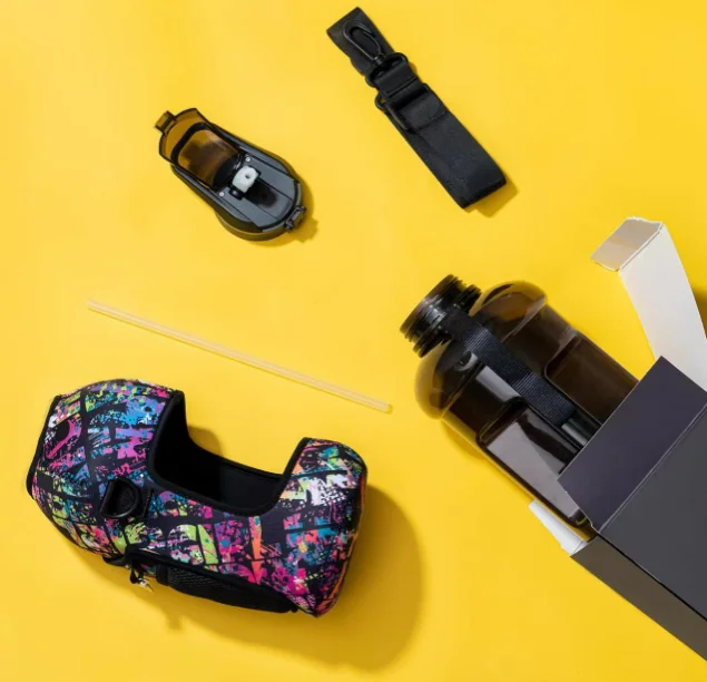 Custom Low MOQ Motivational Time Marker Half Gallon Water Bottle Water Proof Protective Sleeve with Strap