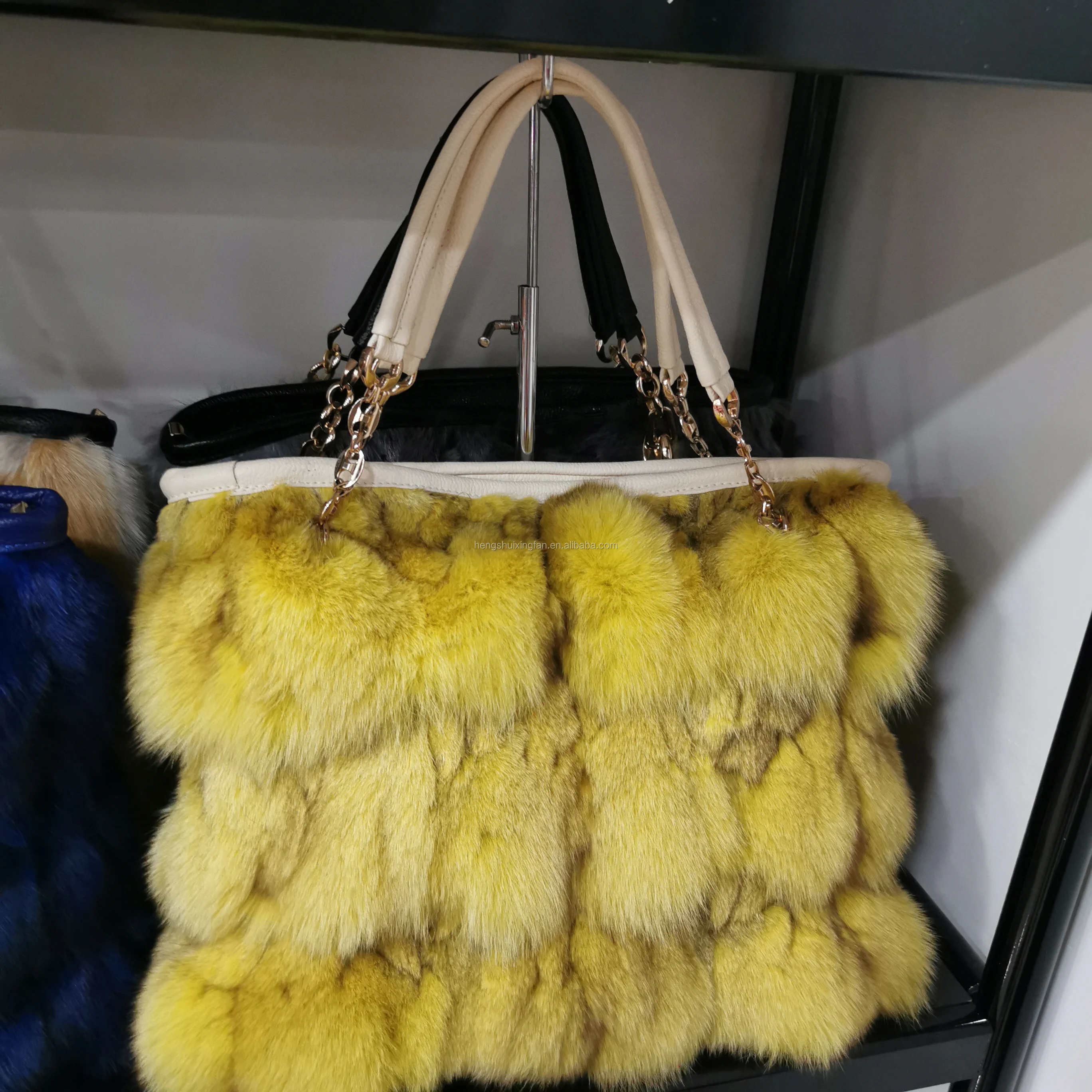 2019 New Luxury wholesale Ladies Fur Fox Fur Bags