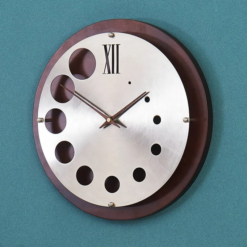 Luxury wood retro style metal dial for home decoration silent wall clock