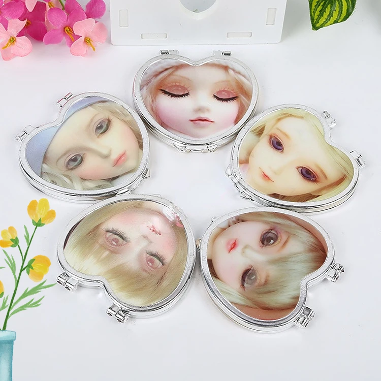 Wholesale Top Fashion Make Up Portable Mini Pocket Logo Hand Held Small Round Little Compact Folding Vanity Girl Cosmetic Mirror
