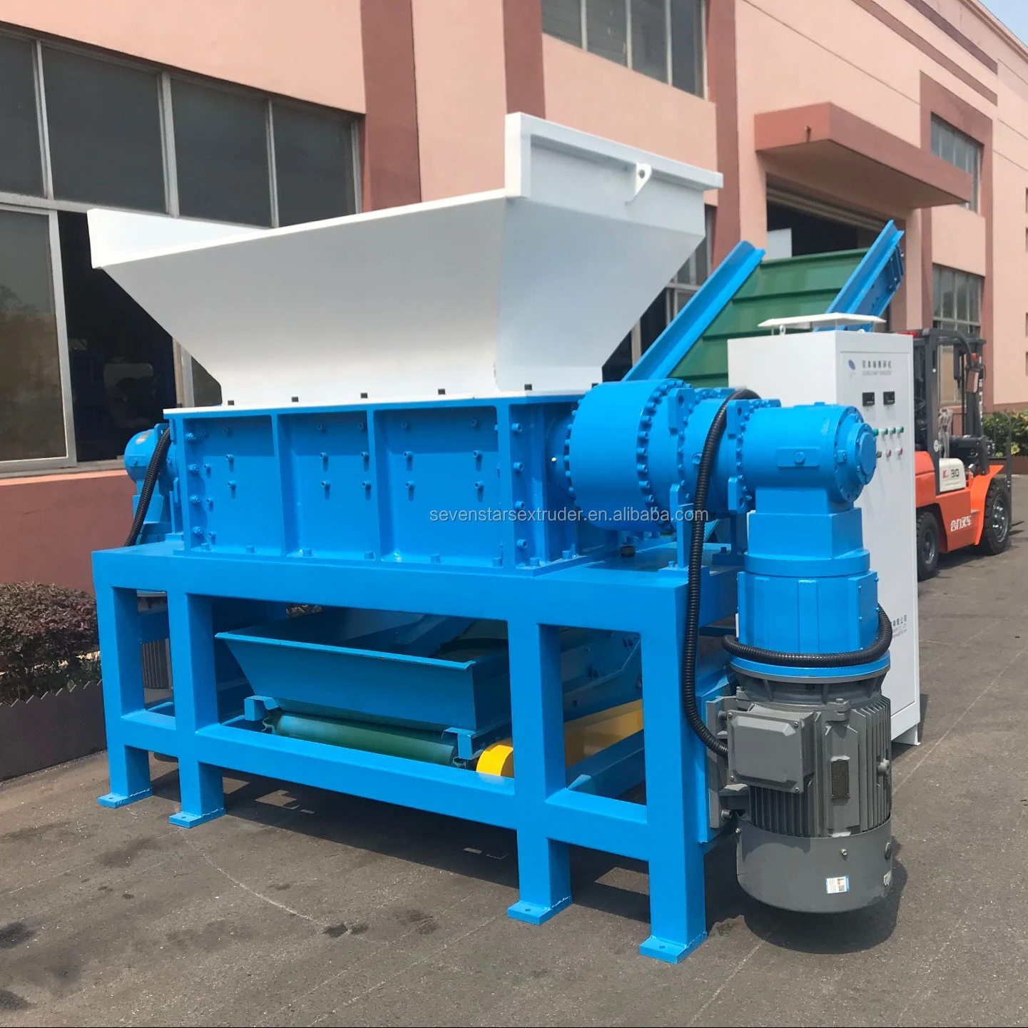 Double shaft Shredder Machine for industrial metal shell Cardboard Paper carton grinder shredder machine