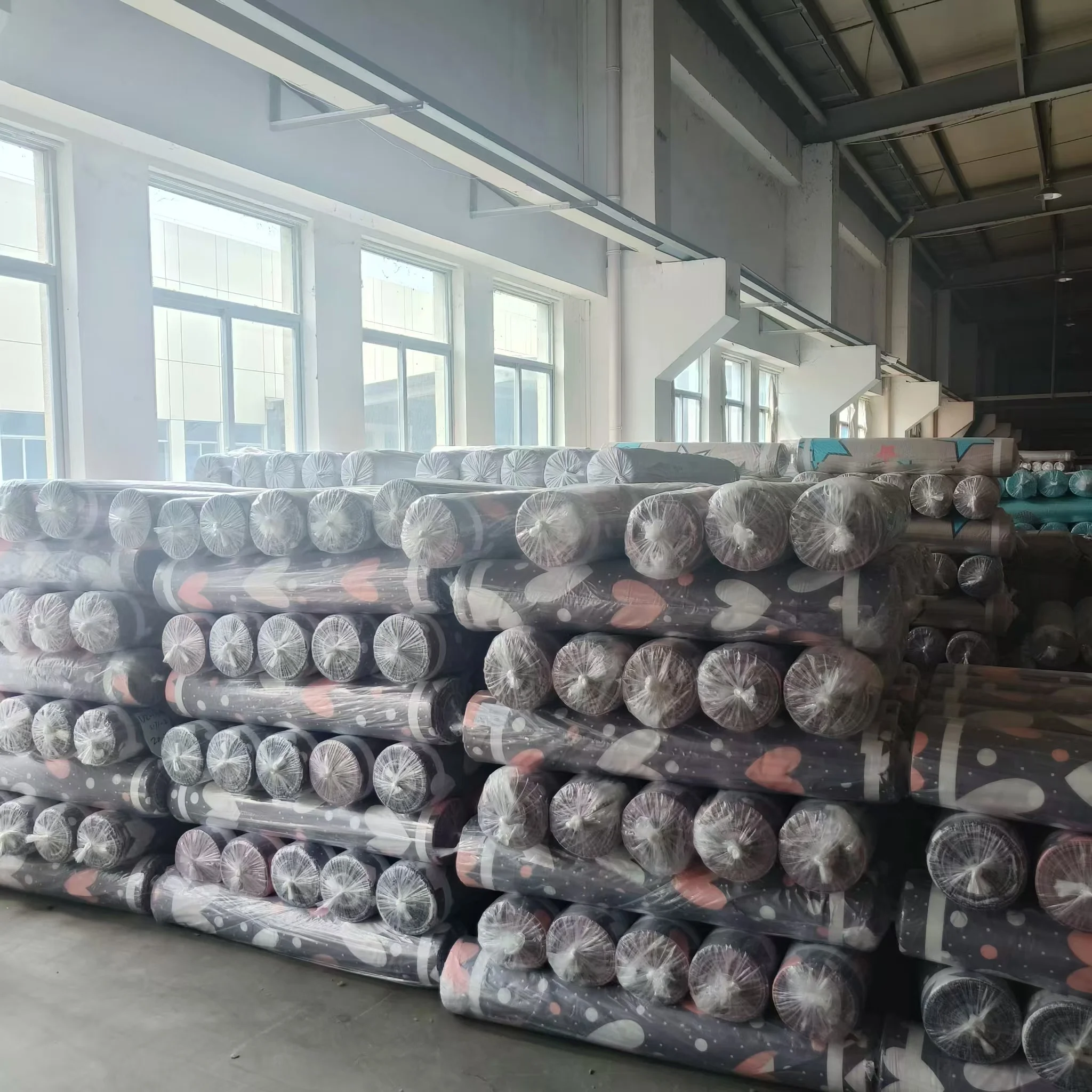 Comfortable bed sheets new fashion floral polyester in rolls for home textiles