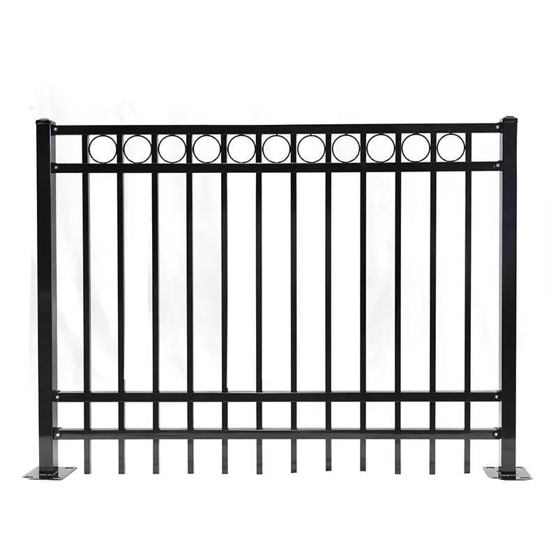 Кованый забор из цинковой стали