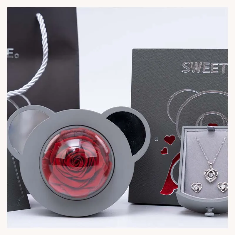 Wholesale Fresh natural real forever roses honey bear with preserved rose for girlfriend