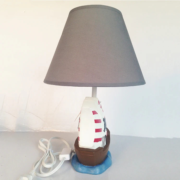 Hot Sale Model Pirate Ship Table Lamp Corsair Shape Study Desk Lamp