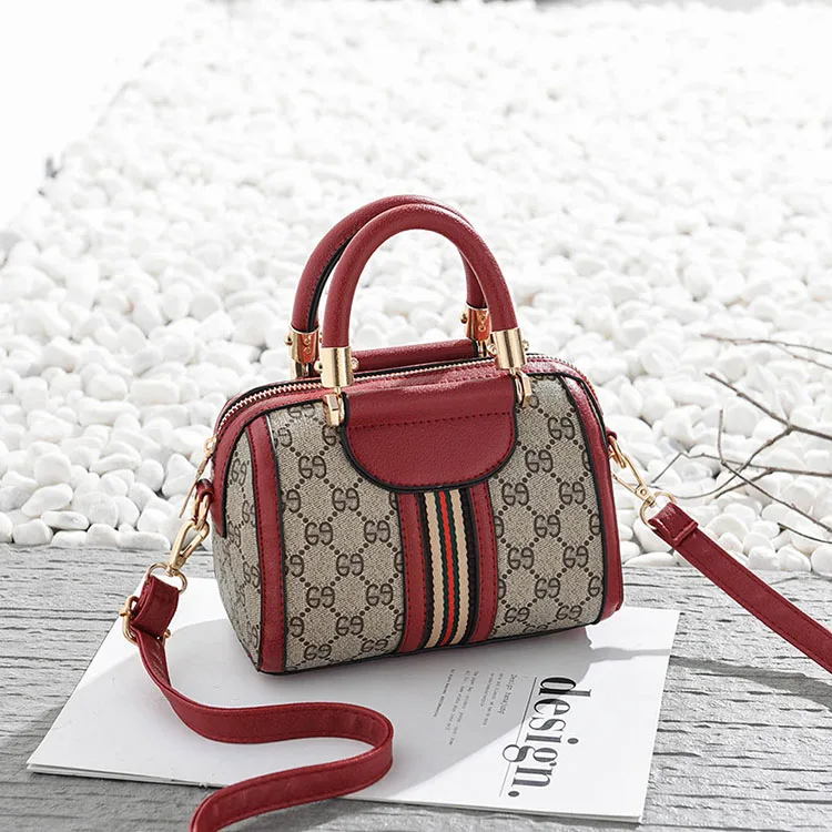 
2020 fashion wholesale trend PU leather woman handbag pillow bag 