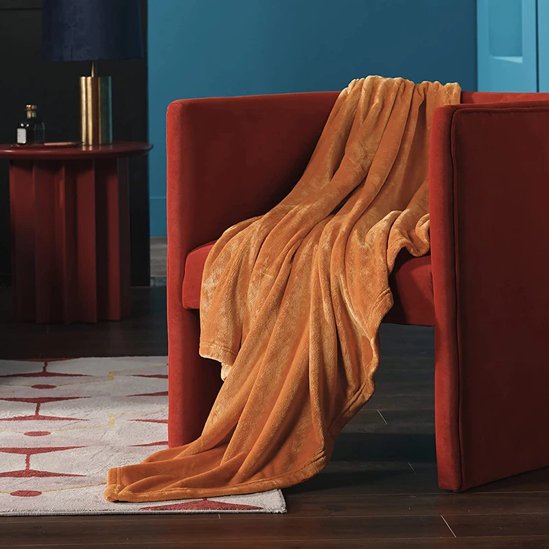 Fluffy rugs throw blanket soft fleece throw for bedroom Super soft plush faux fur rug throw and double bed blanket