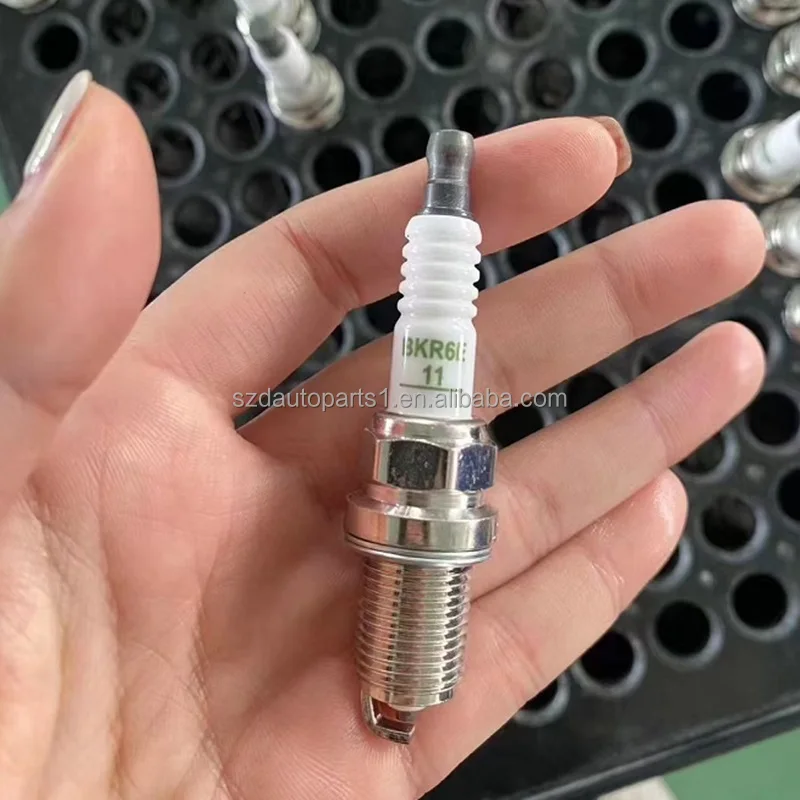 Auto Engine Systems Parts Bujias Plug Spark 0242235666 For Ford Opel Audi Toyota Mercedes-Benz 0 242 235 666 0 242 235 912 Plug