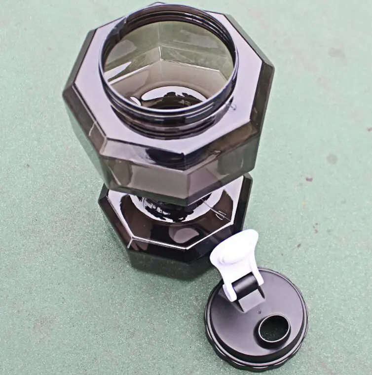 BPA free food grade plastic Multi functional dumbbell plastic water bottle