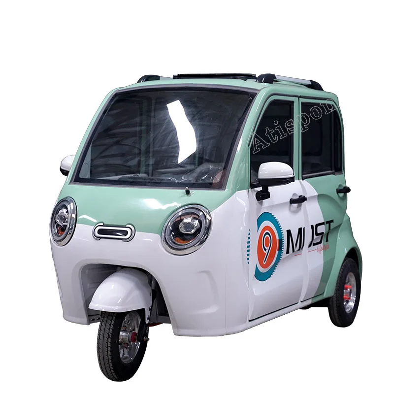 2024 Factory-Price Electric 800W 60V Tricycle Hot-Selling Closed Three-Seat Passenger and Cargo Rickshaw