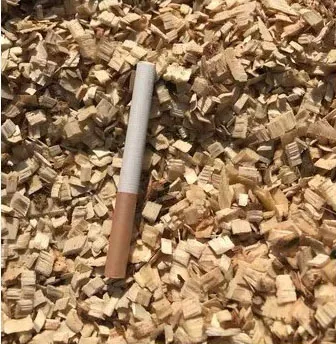 Low Price Large Capacity Mobile Diesel Wood Chips Machine Wood Chipper Wood Crusher