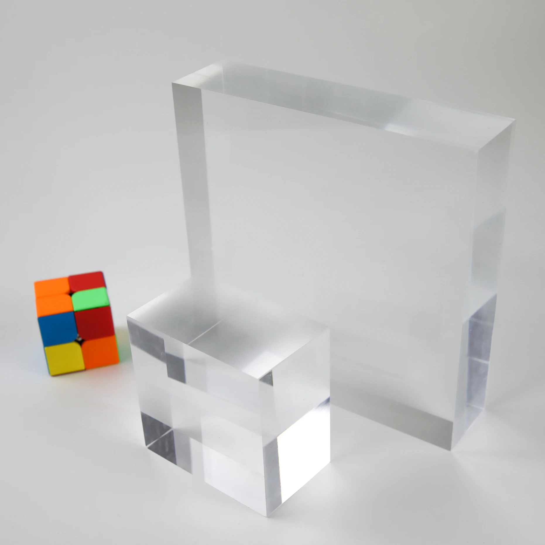 Spring Sign factory wholesale high transparency clear ice ornament acrylic cube