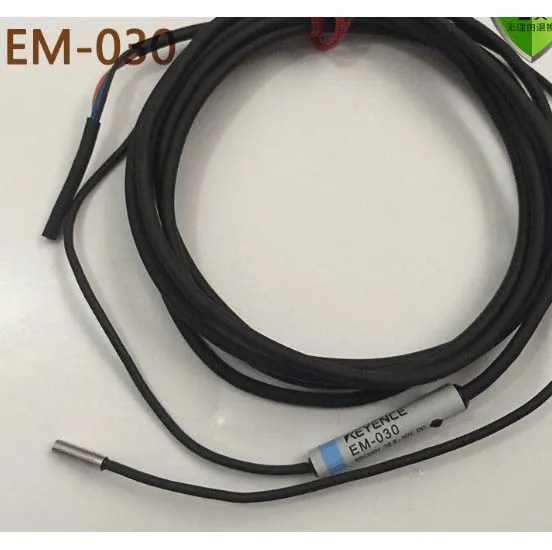 
inductive proximity sensor keyence EM-050 