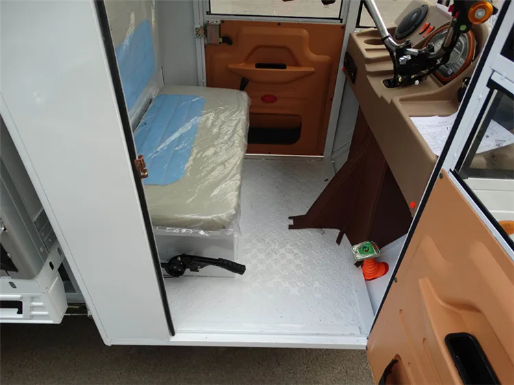 Africa hot sale rain forest fast food big power roof Motorize Tricycles Electric Tricycle with Cabin Food Delivery Tricycle