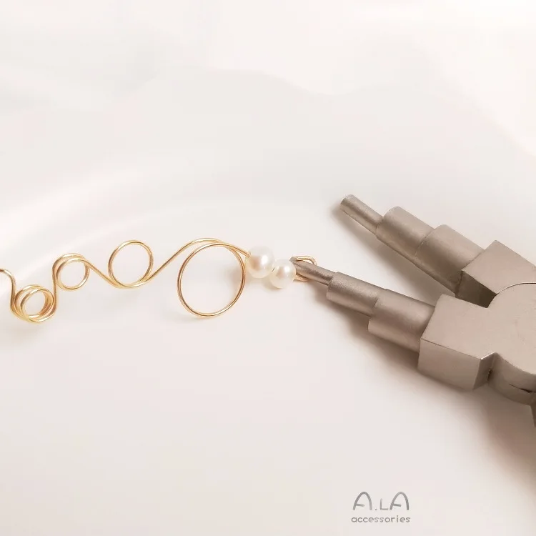 Hand-made 6-segment pliers multi-functional round nose modeling pliers jewelry pliers gold-coated wire winding tool