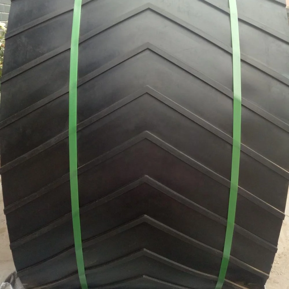 Cleated rubber fabric ribbed EP Chevron conveyor belt