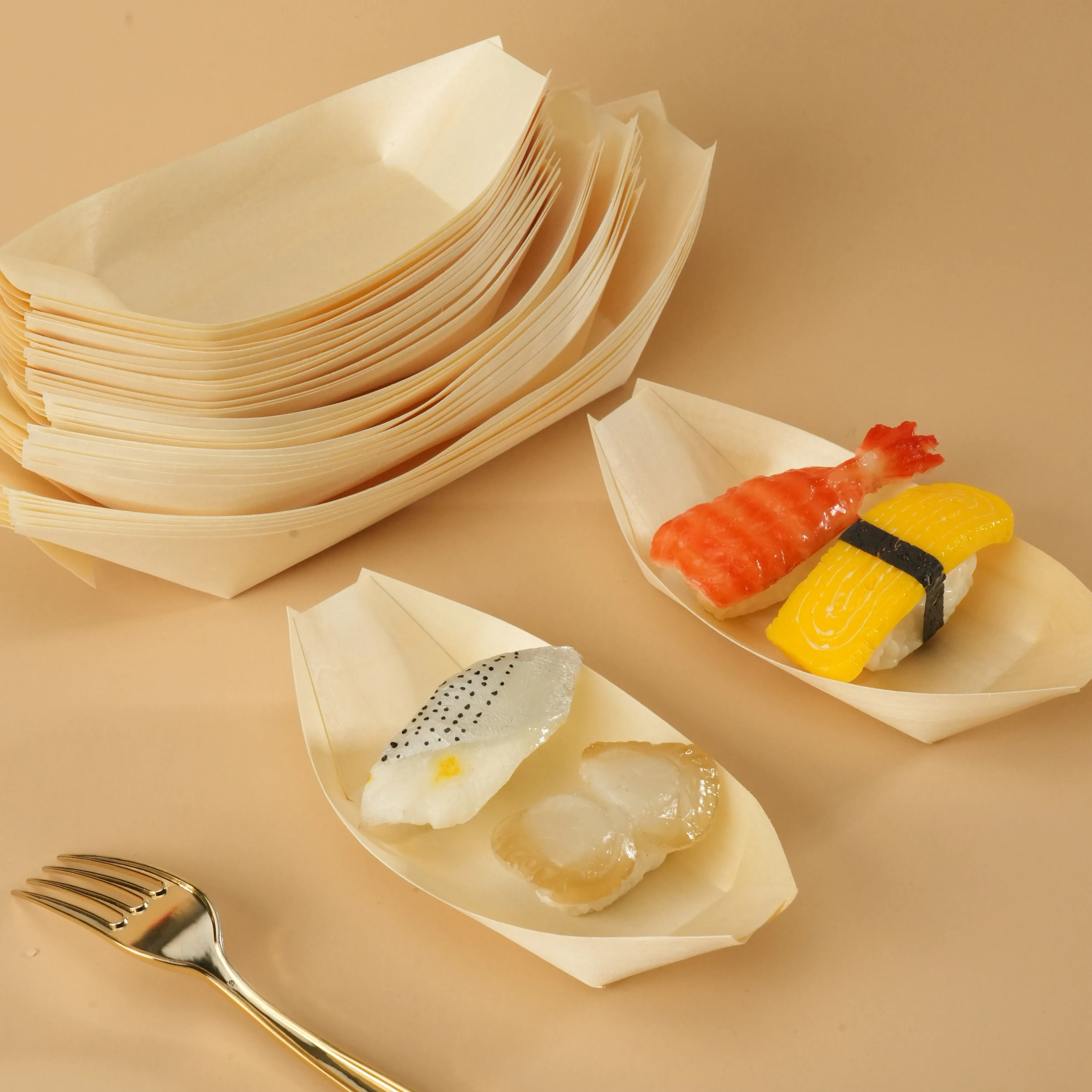 50pcs Wooden Sushi Boat Serving Tray Decorative Large Disposable Boat Shaped Candy Tray Serving Dish for Sushi Foods Snacks