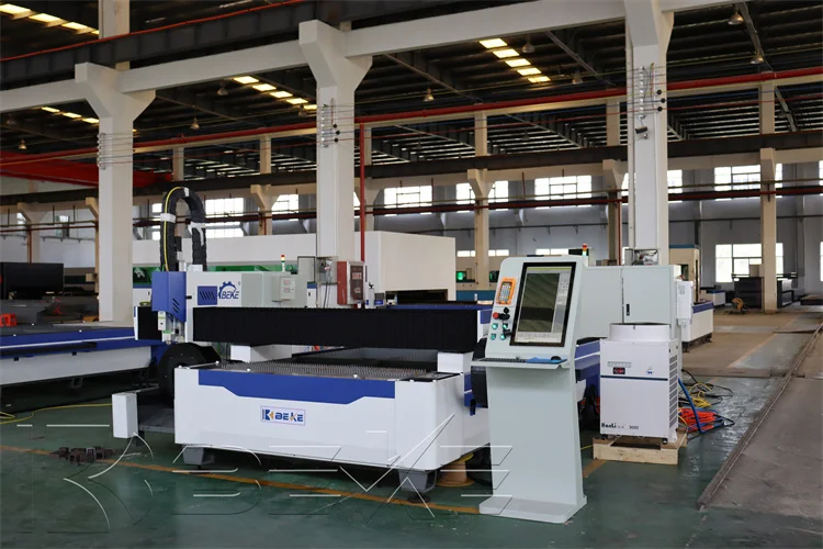 Hot Sale 1500w 2000w 3000w Fiber Laser Cutting Machine Metal Plate and Tube Integration Laser Cutting Machine For Carbon Steel