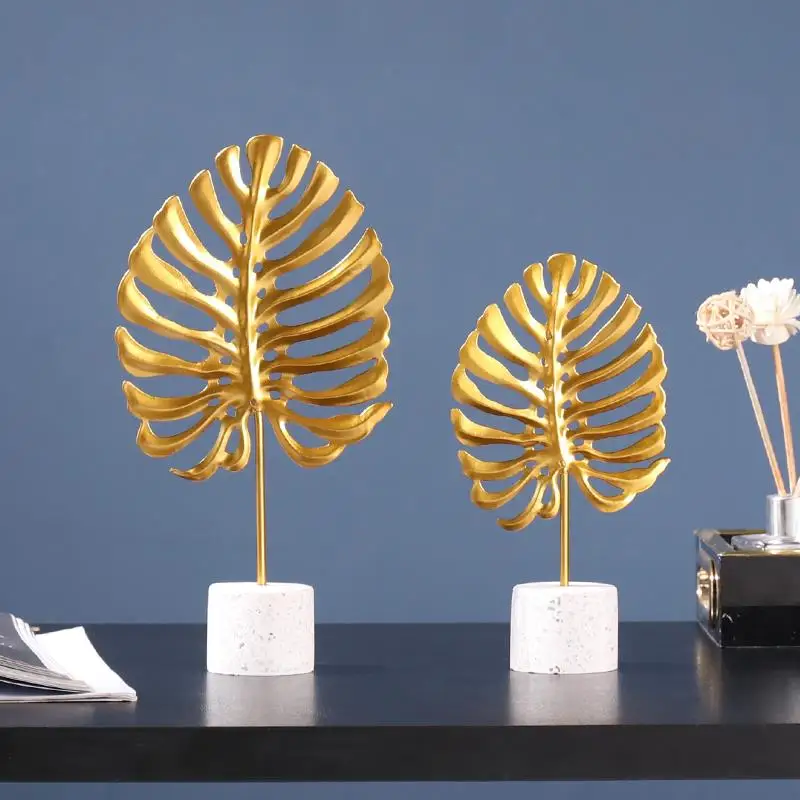 Golden Ginkgo Leaf Ornaments Nordic Wrought Iron Turtle Back Leaf Home Decor Metal Crafts Marble Base Plant Ornament Figurines